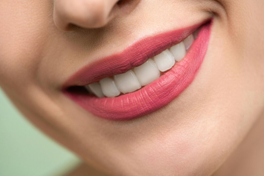 SolSmile Lounge | Cosmetic Dentistry and Dental Implants in Tampa: Transform Your Smile with Confidence